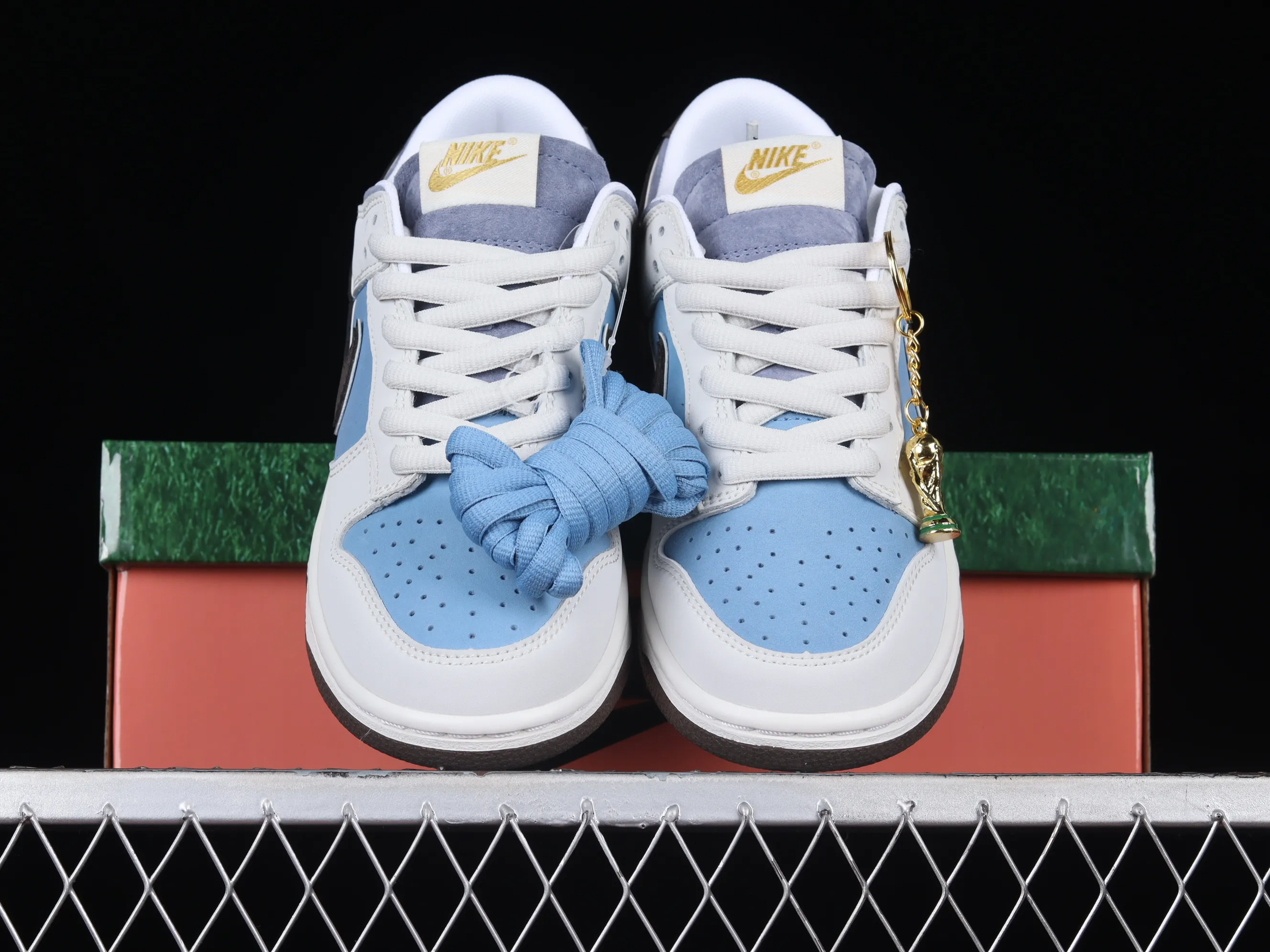 All Categories Nk SB Dunk Series Nk SB Dunk Low Low-top sneakers Nk SB Dunk Low Qatar World Cup themed SB low-top sports and leisure sneakers AT2022-688